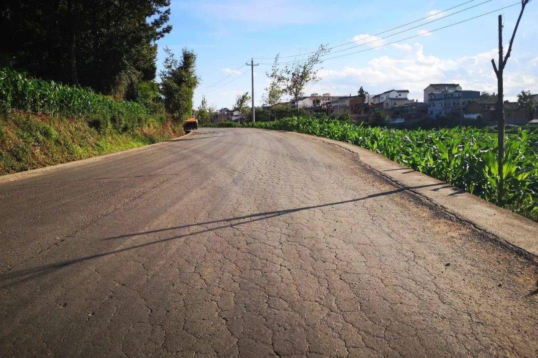 【公路养护】泸西公路分局早预防重落实大力提升雨季路况